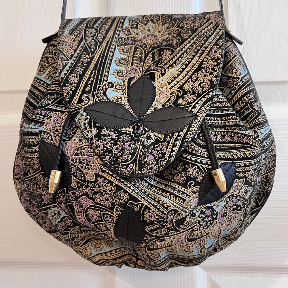 Leather crossbody bag